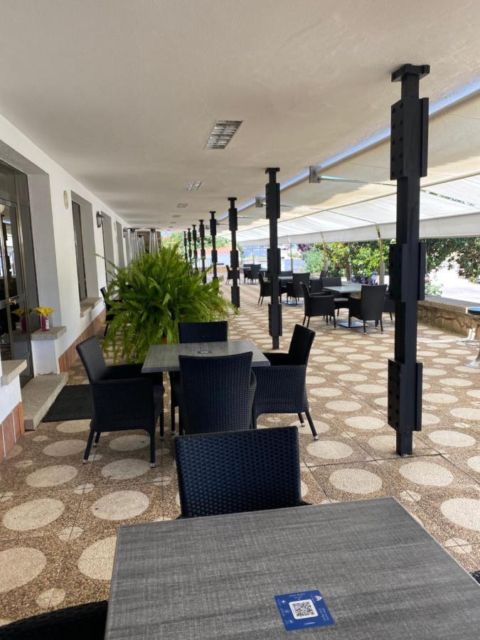 Hotel Las Cigueenas Trujillo Exteriér fotografie