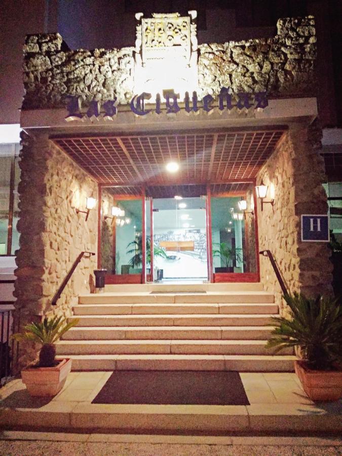 Hotel Las Cigueenas Trujillo Exteriér fotografie